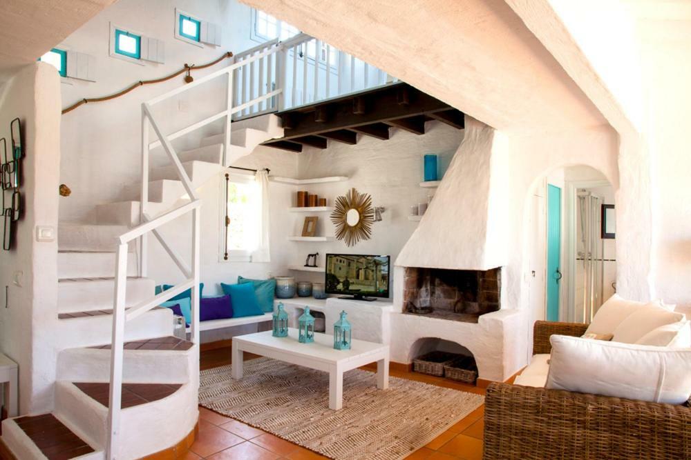 San Colomban Villa Sant Lluis Exterior photo